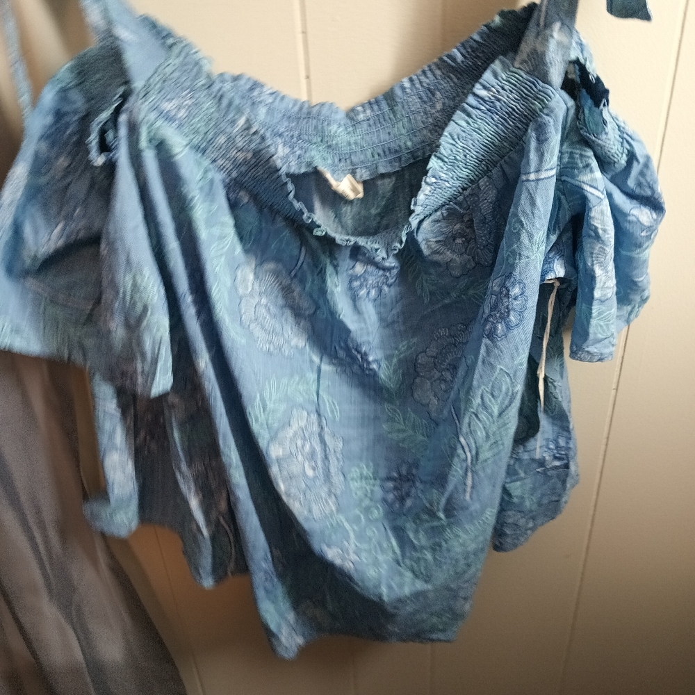 Floral Blue Women's Top